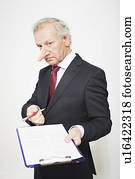 homem negócios, com, nariz longo, e, contrato