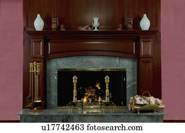 Kaminsims Stock Fotos | 1000+ Kaminsims Bilder | Fotosearch