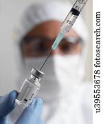 propriedade, RELEASED., modelo, RELEASED., doutor, enchimento, um, siringa, de, um, selado, frasco, de, um, droga, ou, vaccine.