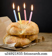 croissants, com, velas aniversário