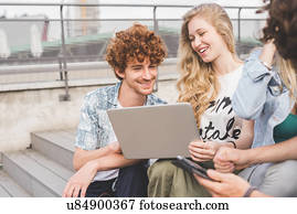 amigos, ligado, social, mídia, ao ar livre