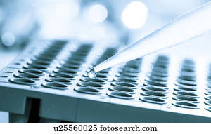 Multi well plate with pipette.