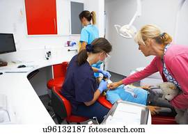 criança, em, dentista