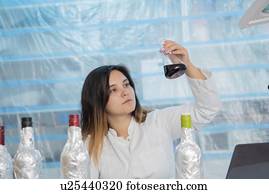 testar, vinho, em, controle qualidade, lab.