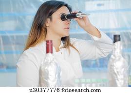 testar, vinho, em, controle qualidade, lab.