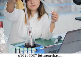 testar, vinho, em, controle qualidade, lab.