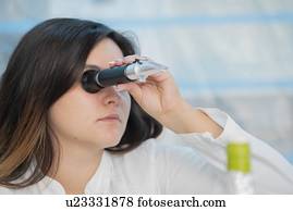 testar, vinho, em, controle qualidade, lab.