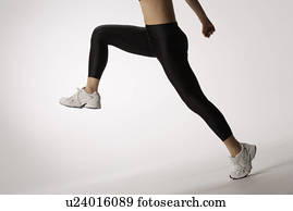 Low section of a sporty woman