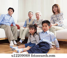 familie, aufpassender fernsehapparat