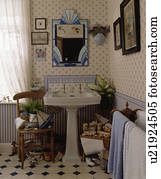 Blau Dado Tafelung In Turkis Badezimmer Stock Foto