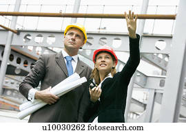 mulher jovem, e, construção, gerente