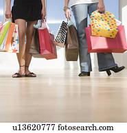 שתי נשים, להביא, שקיות של קניות